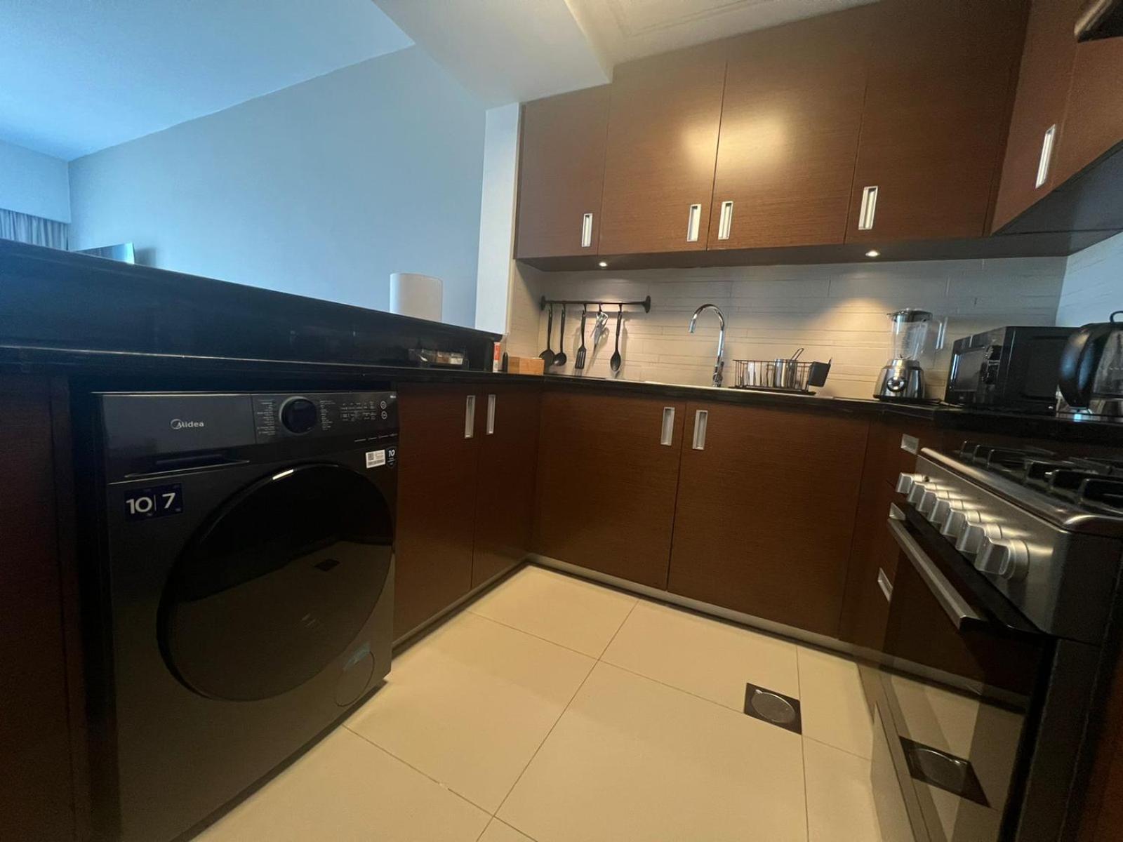 Dinar Home Abu Dhabi Ngoại thất bức ảnh